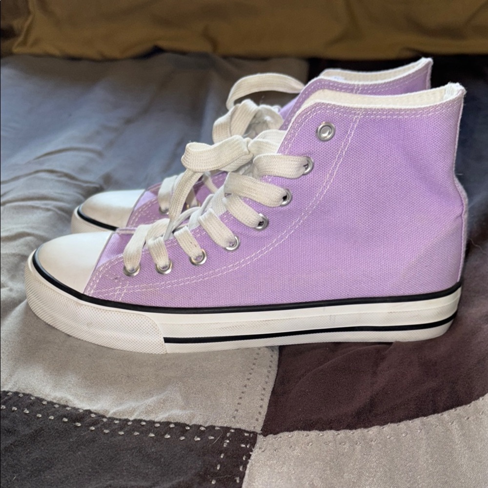 Amazon Essentials Purple Sneakers with Classic High-Top Design and White Laces